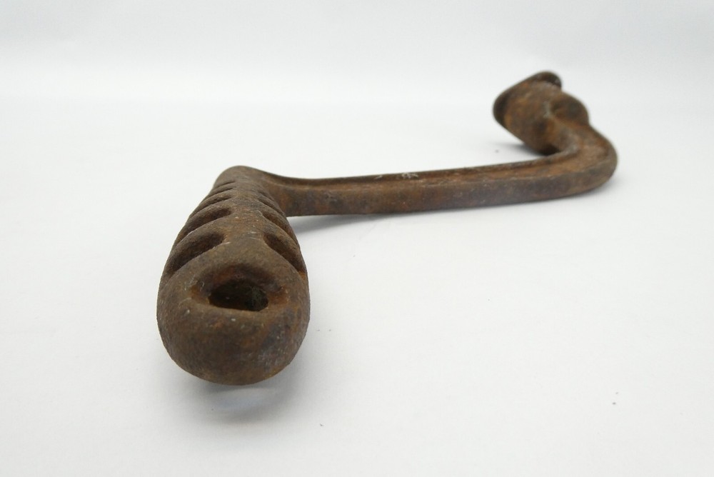Antique Old 96R Crank Handle Triangular Fitting Machine Part Cast Iron
