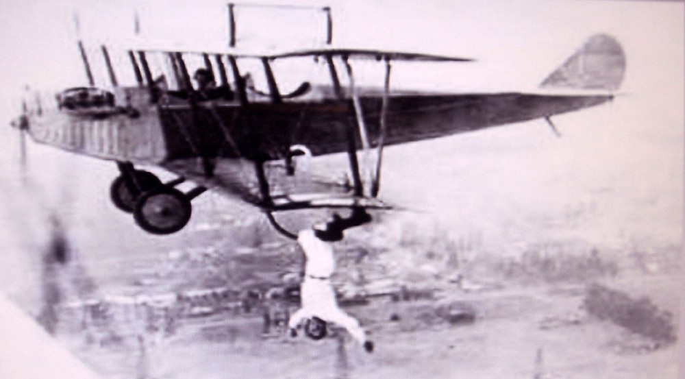 JN-4D JENNY PLAN + CONSTRUCTION ARTICLE to Build a 65" Scale RC Model Airplane
