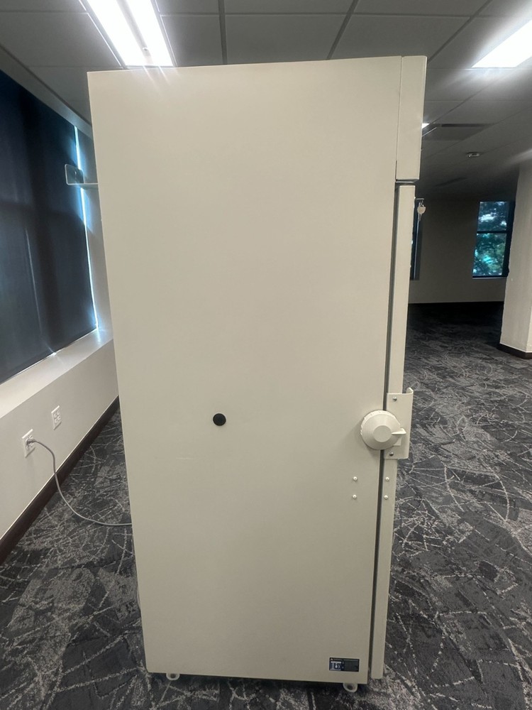 Sanyo -30C Biomedical Freezer MDF-U731M TESTED