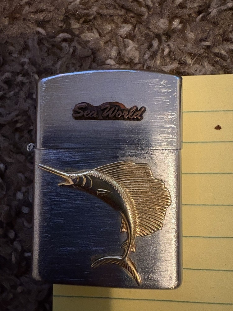 Vintage Sea world Lighter