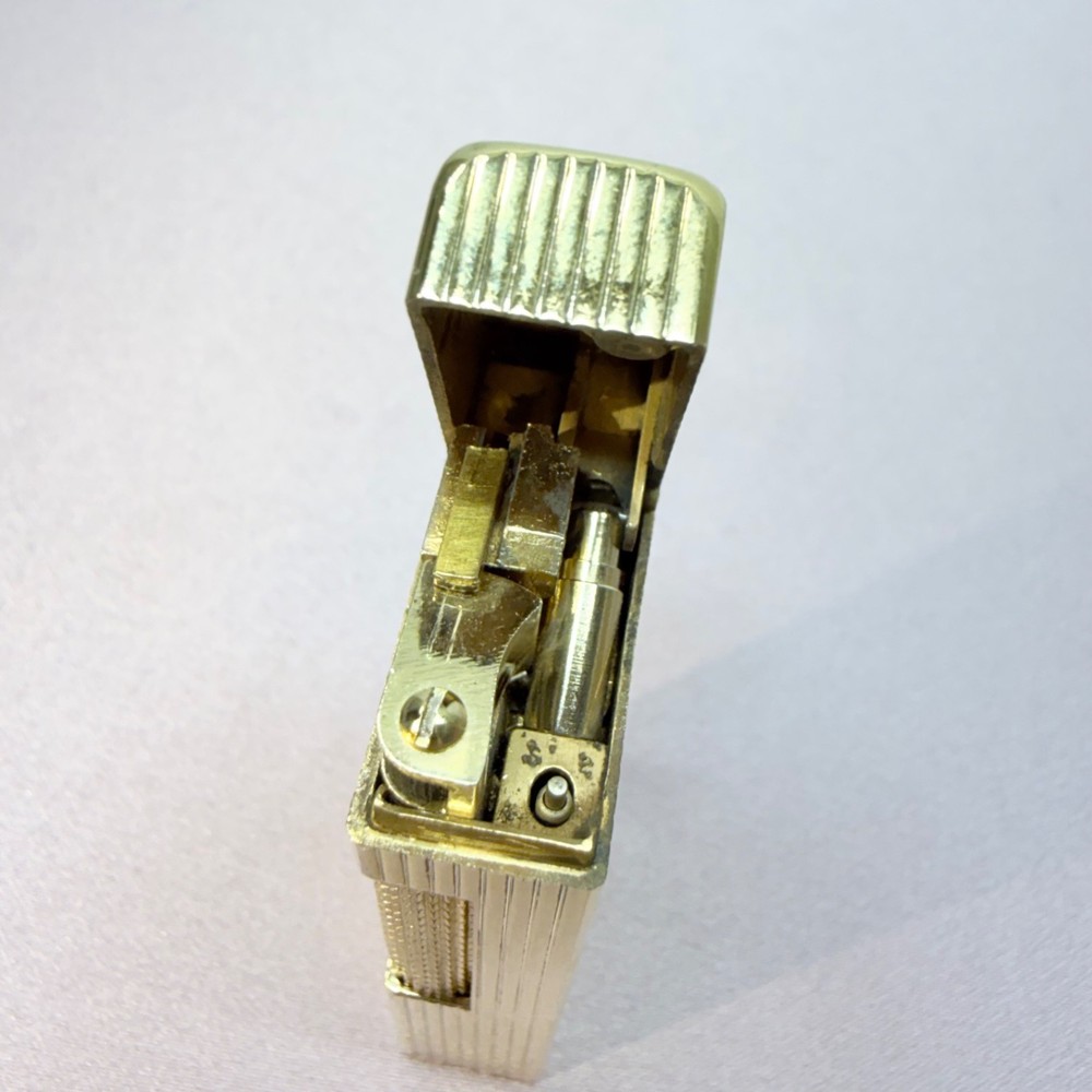 DUNHILL ROLLAGAS LIGHTER VINTAGE BEAUTY FULLY SERVICED !