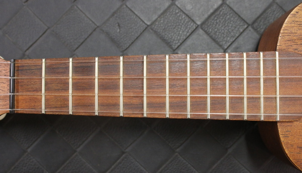 Martin S-O Soprano Ukulele Solid Mahogany Vintage Model with Soft Case