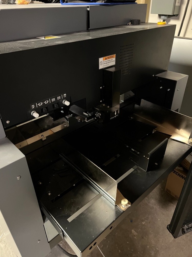 Duplo DPB-500 Perfect Bound Machine