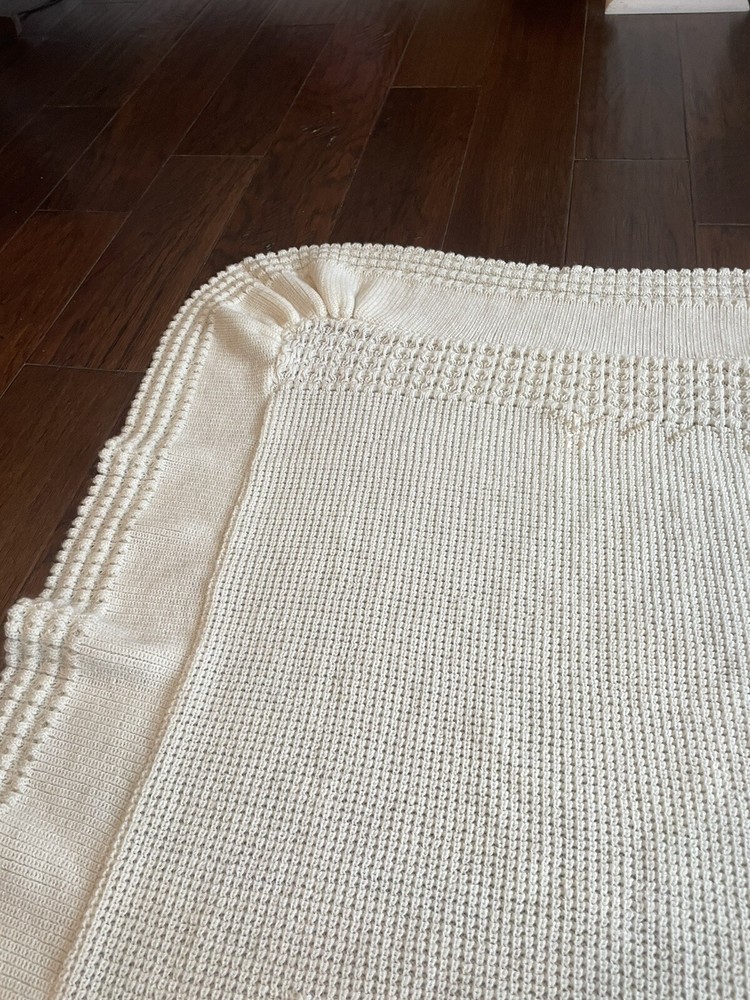 Friemanit Blanket Cream and tan Vintage