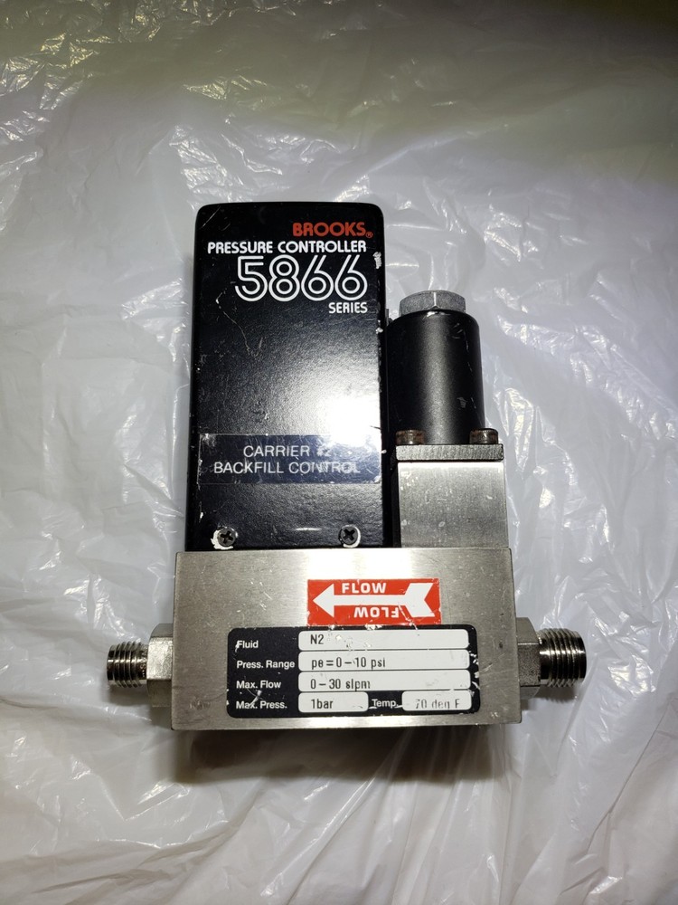 BROOKS PRESSURE CONTROLLER 5866