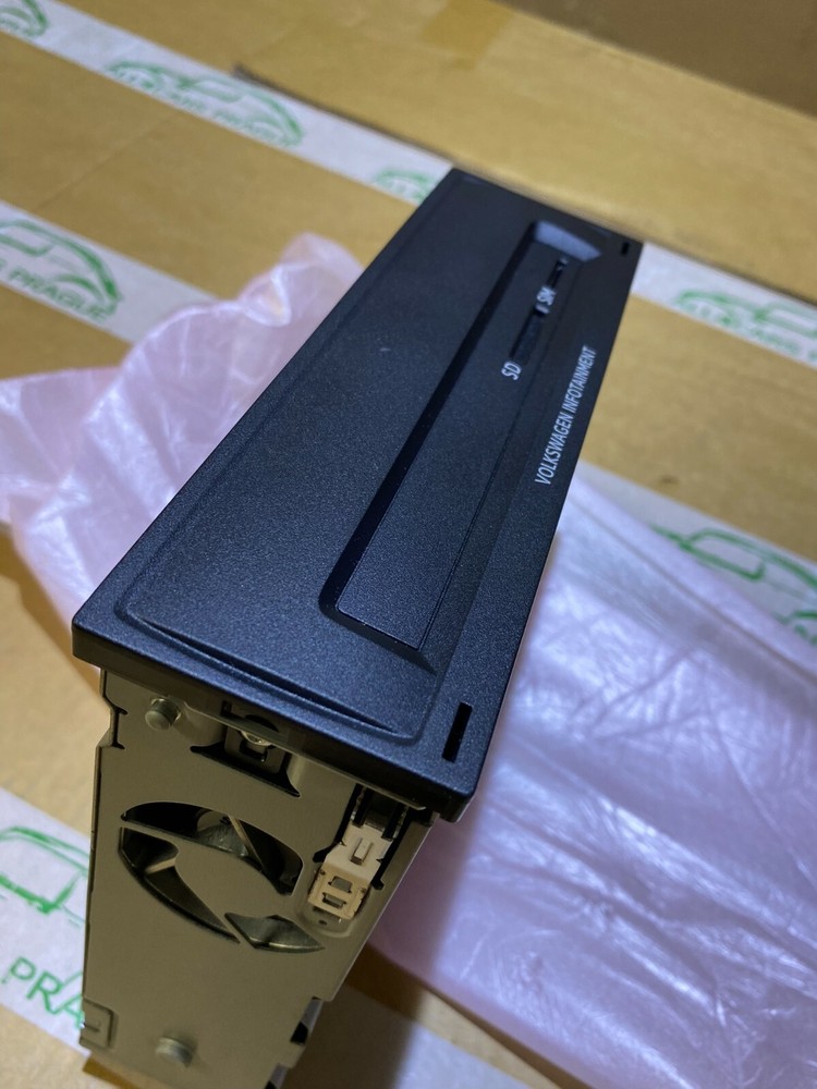 VW TOUAREG NAVIGATION MULTIMEDIA SAT NAV UNIT MMI BLUETOOTH 760035165A GENUIN...