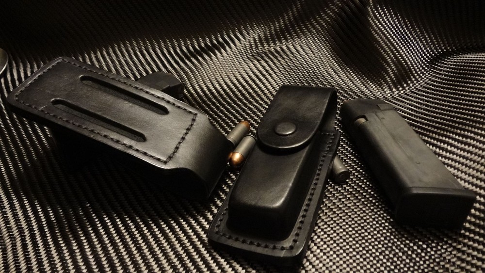2X DOUBLE STACK LEATHER MAG POUCHES
