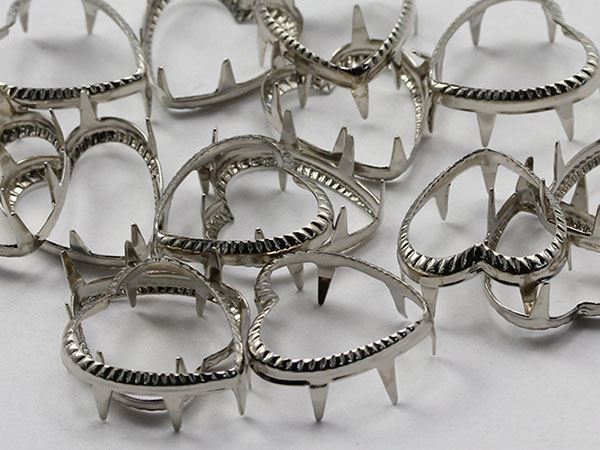 15MM Heart Rim Settings 36 Pieces Silver