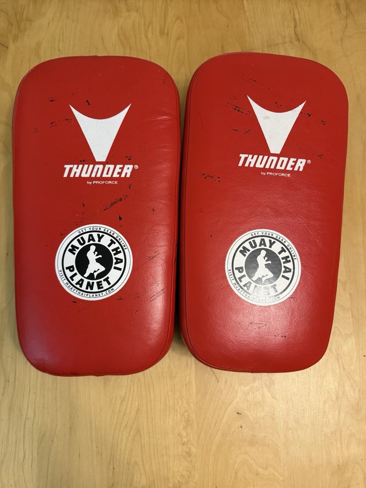 Proforce leather  Muay Thai/ Kickboxing Pads