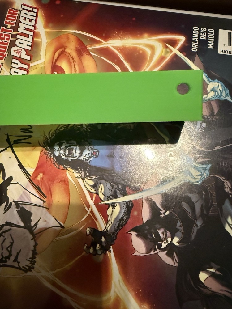 Comic Book Wall Display Mount 2pc Set, Top/Bottom Fits Graded/NonGraded