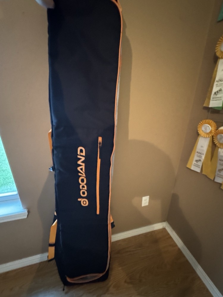Odoland Rolling Ski Bag, New In Great Condition