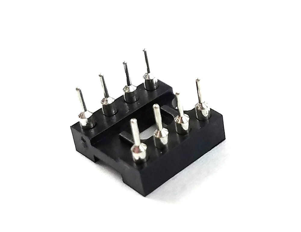 1PCS MC1458P MC1458 + Socket - Dual Operational Amplifier IC