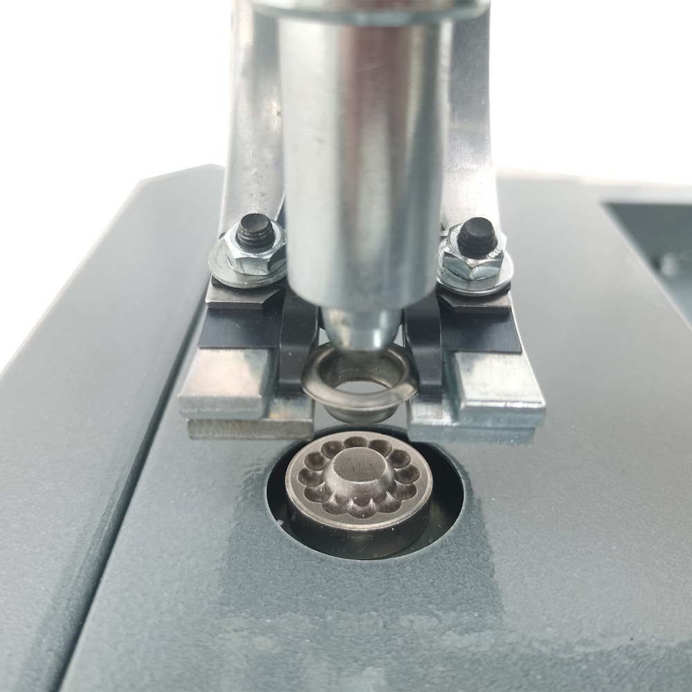 Manual Button Maker Machine with one Pack Buttons Canvas Punching Machine 10mm
