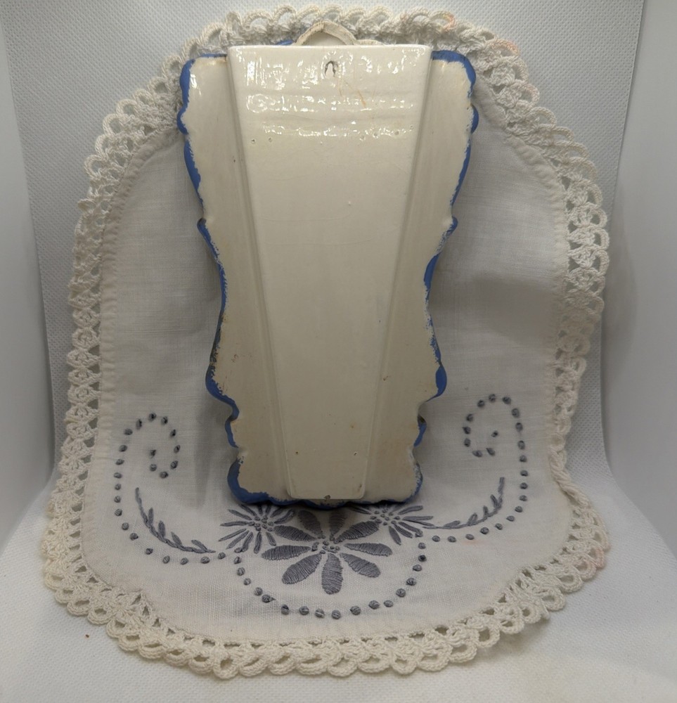Vintage Ceramic Scissors Holder