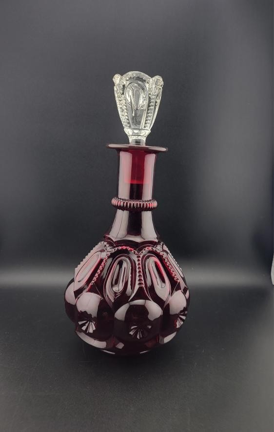 L E Smith Moon And Star Vintage Ruby Red Glass Decanter with Stopper
