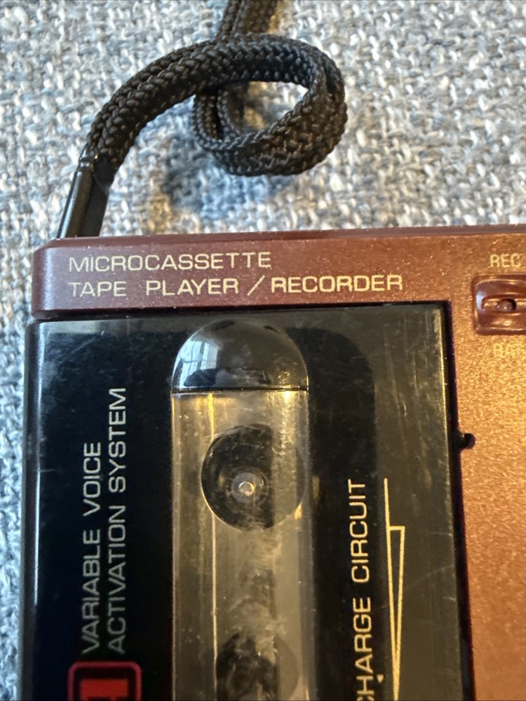 2 Microcassette Recorders. Panasonic And General Electric. Parts Read.￼
