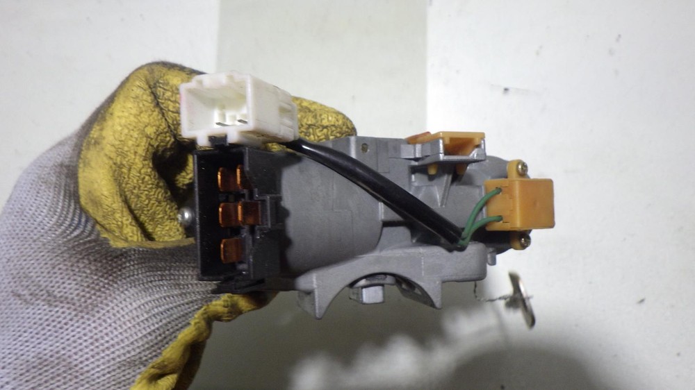 04 MITSUBISHI LANCER Ignition W/Key