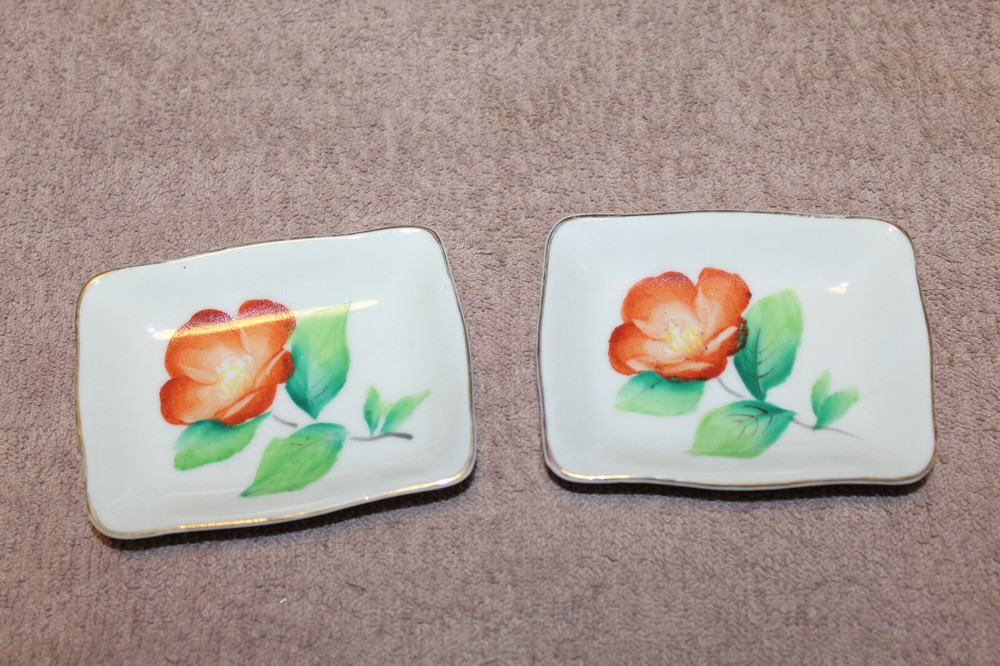 Original WW2 U.S. Occupied Japan Ceramic Three Piece Cigarette Box & Ashtray Set