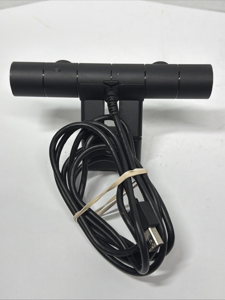 Sony PSVR Bundle: 2 Move Motion Controllers, v2 Camera CUH-ZEY2