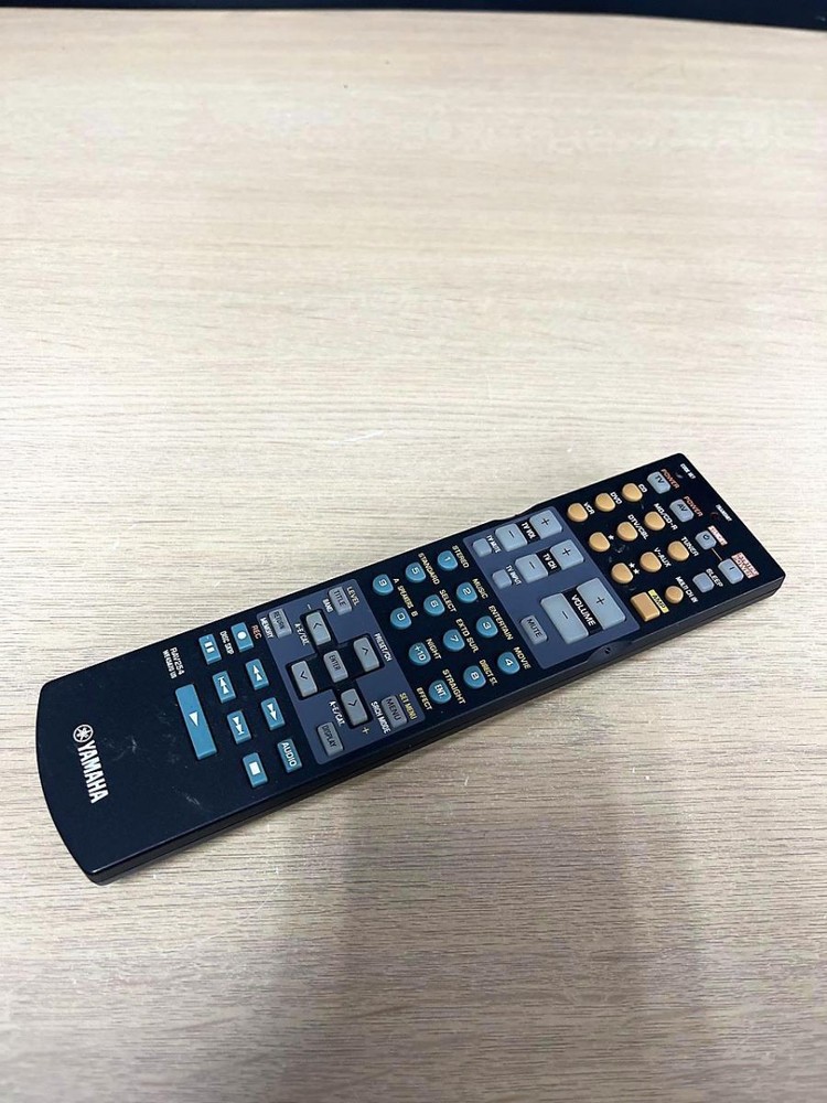 YAMAHA Remote Control for RAV254 WE45870 US