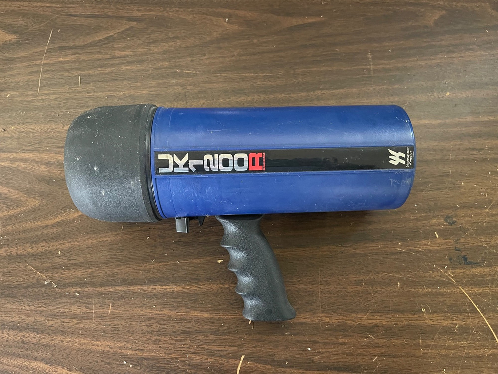 UK1200R Dive Light