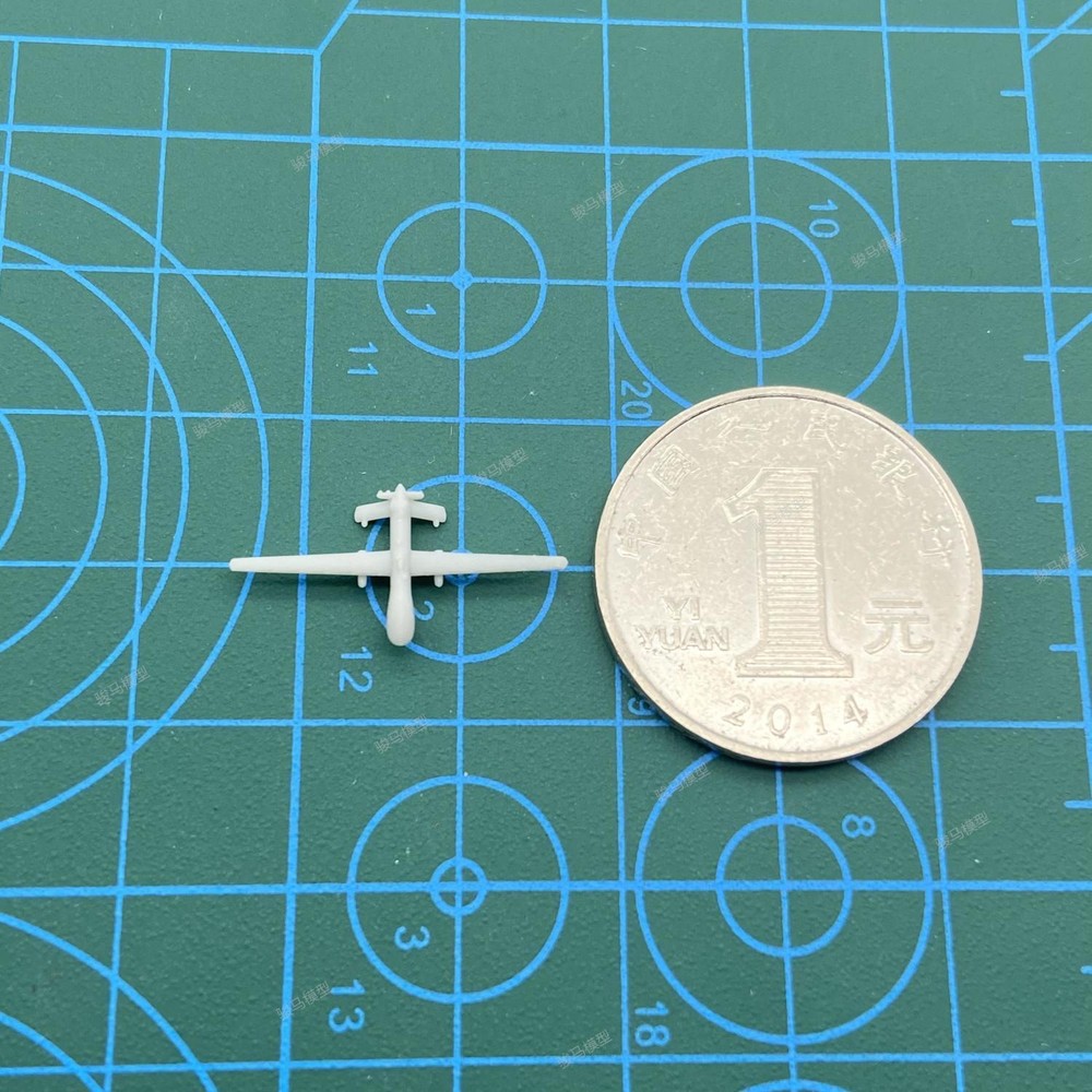1/700 US drone with landing gear wing opening 71pcs
