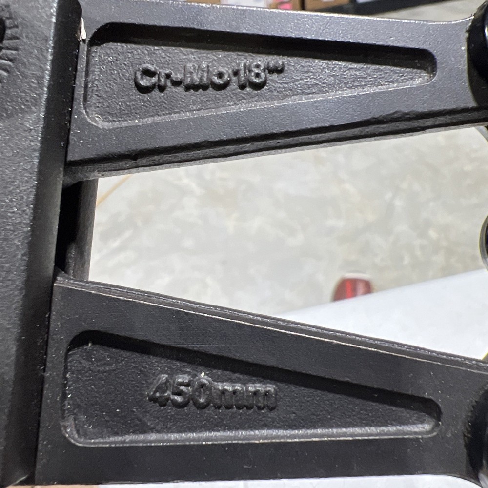 HYPER TOUGH 18" BOLT CUTTERS B4