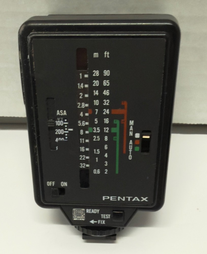 ASAHI PENTAX AF200S AUTOMATIC FLASH UNIT + CASE + INSTRUCTION BOOKLET UNTESTED
