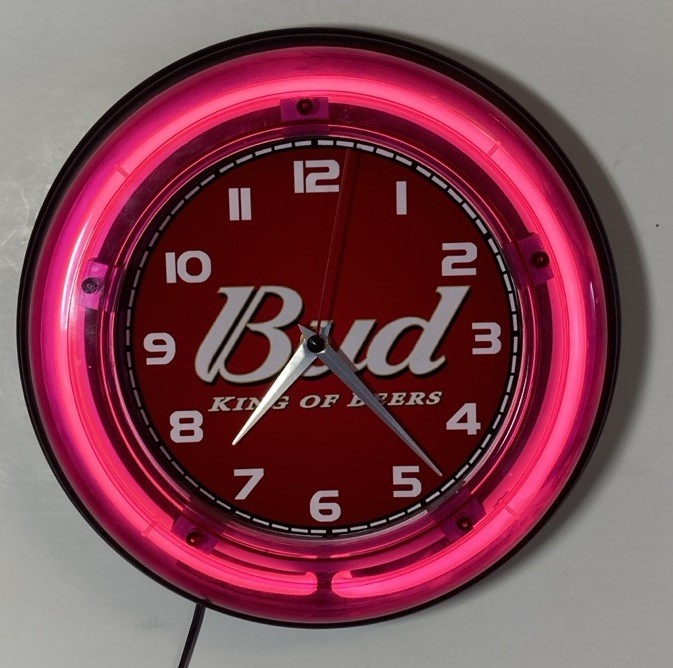 Budweiser Bud Logo nostalgic logo neon clock