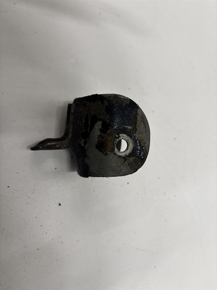 Luscombe Model 8 Mount Bracket