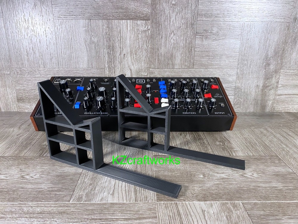 Basic Stand for Behringer Model D / PRO 1 / Neutron / K2 / WASP / CAT --- BLACK