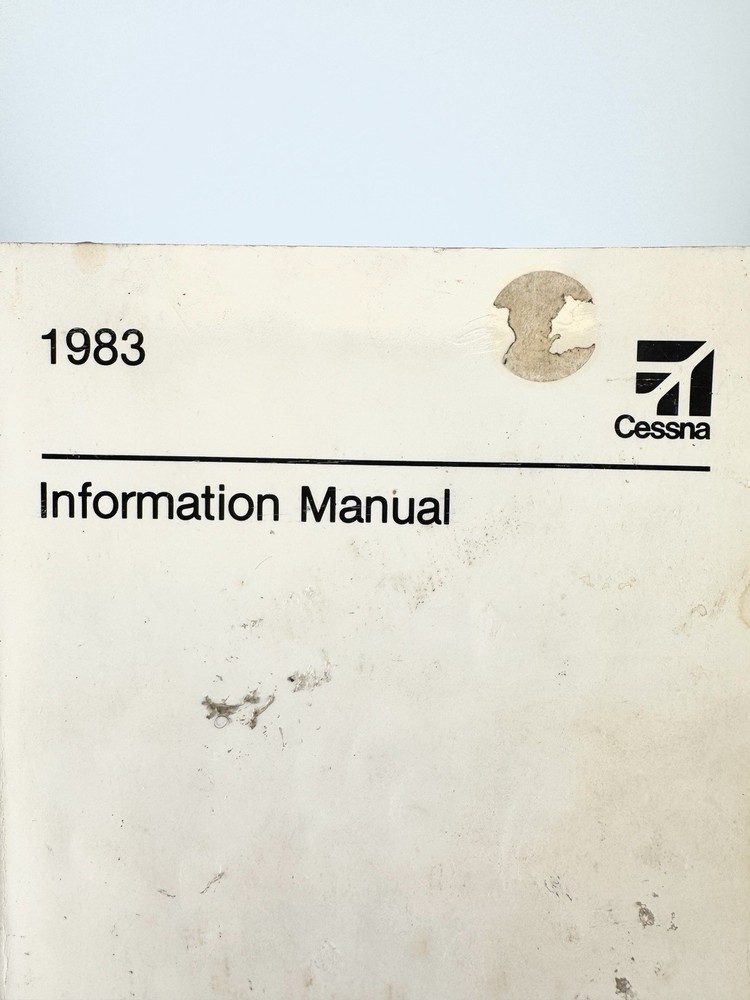 Vintage 1983 Cessna Model 152 Information Manual