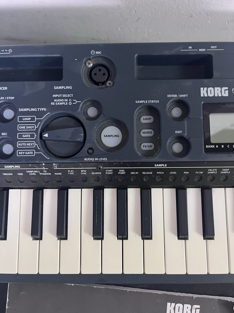 KORG MS1 microSAMPLER SAMPLING KEYBOARD WITH MANUAL Free Shipping