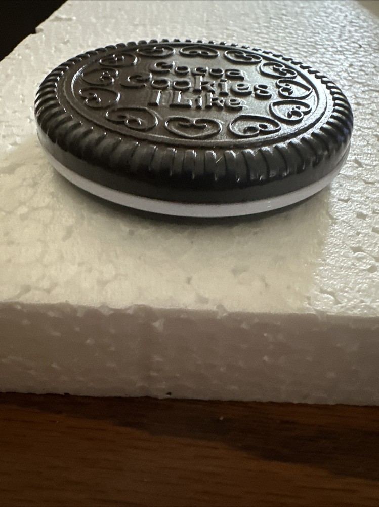 “OREO” COOKIE” Adorable Mirror/comb Compact That Looks Real!