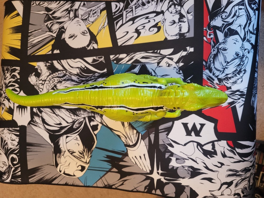 Zuru Walking Rampaging Lime Green Raptor Dinosaur 5.75" - UNTESTED
