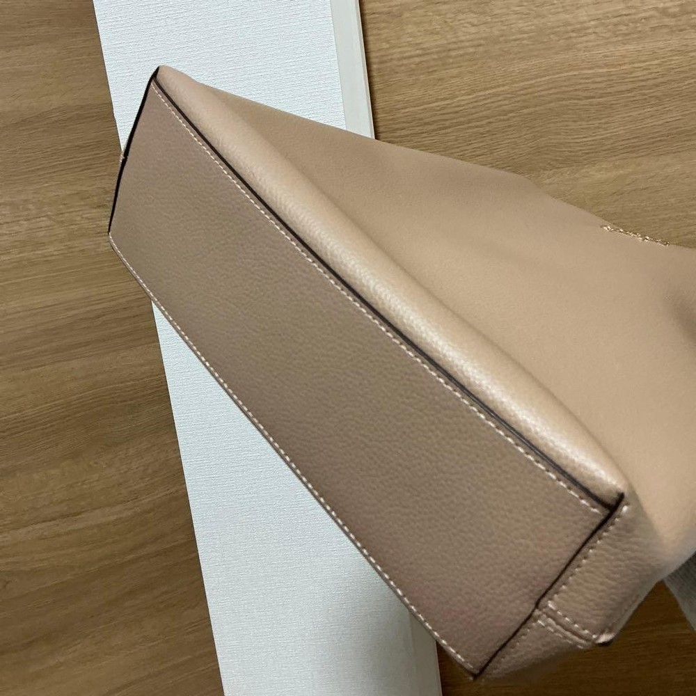 COACH Beige Leather Shoulder Bag New