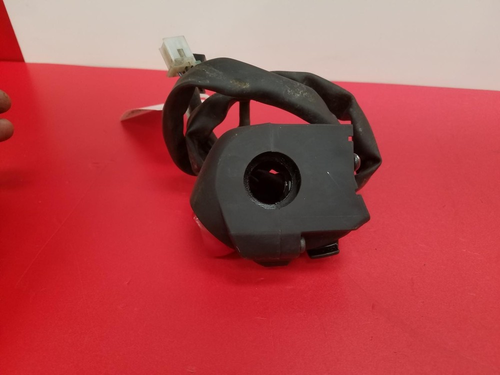 2019 YAMAHA X-MAX 125 IRON MAX RIGHT START SWITCH HAND CONTROLS
