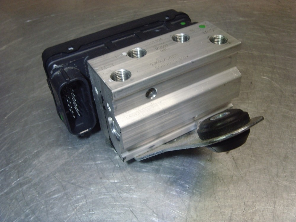 SUZUKI GSX-R 125 2023 ABS PUMP MODULE