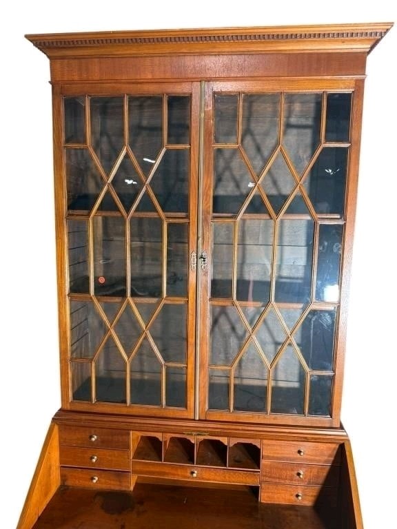 18TH CENT. SOLID MAHOGANY SECRETARY