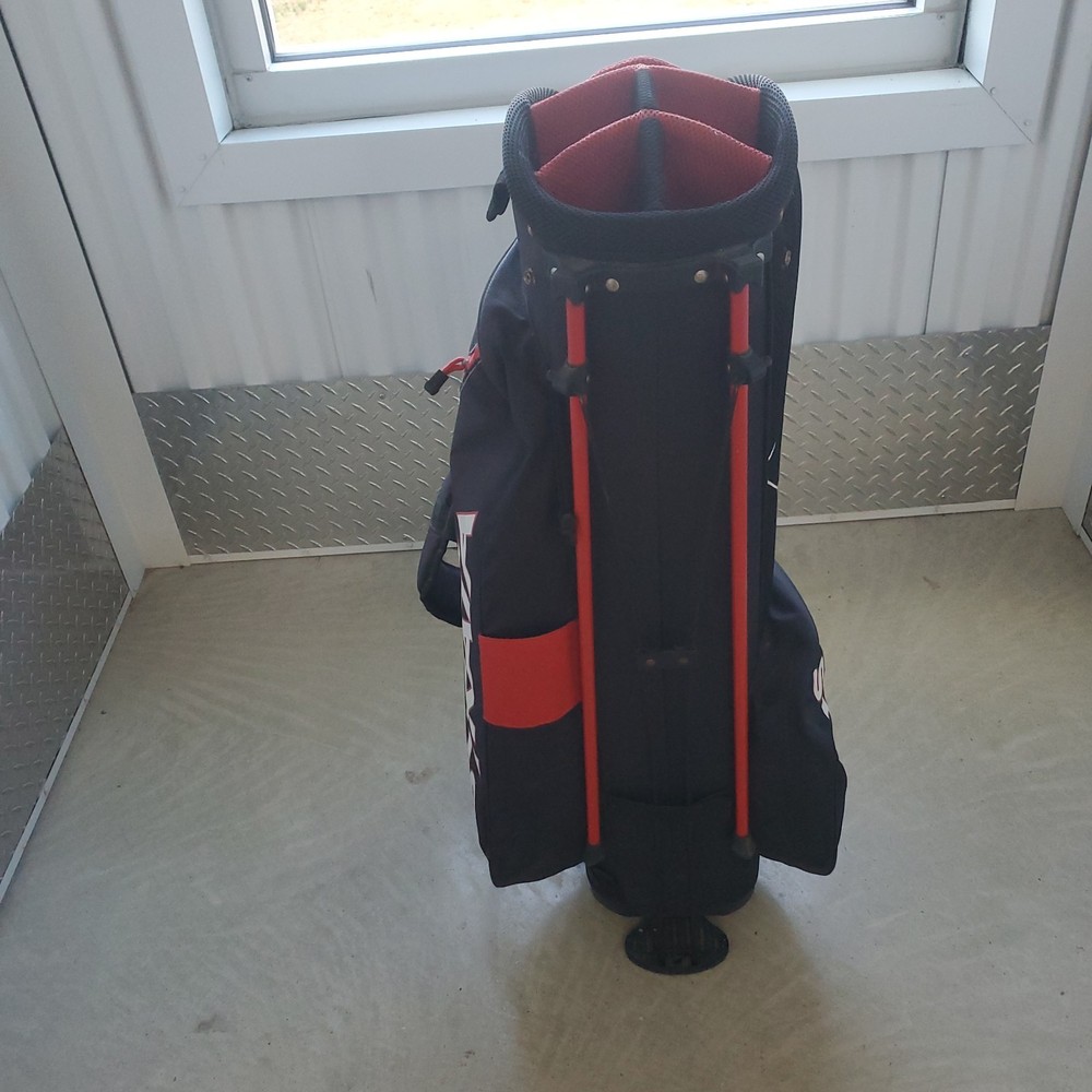 Strata Golf Bag 7-Way Stand