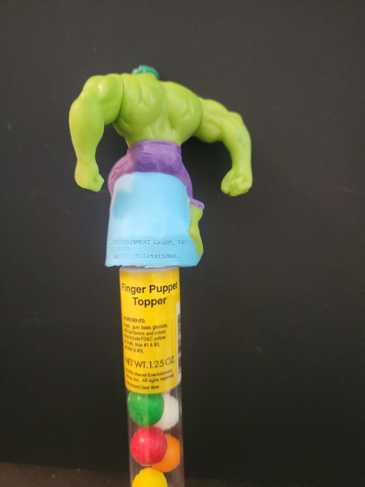 Marvel Universe Incredible Hulk Finger Puppet Topper Candy Unopened 1993
