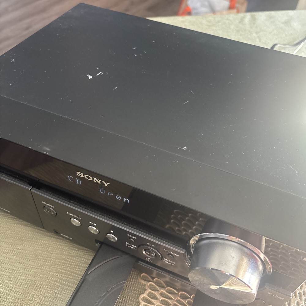 Sony CMT-MX500i Desktop Micro System W/ iPod Dock Deck Cd Player