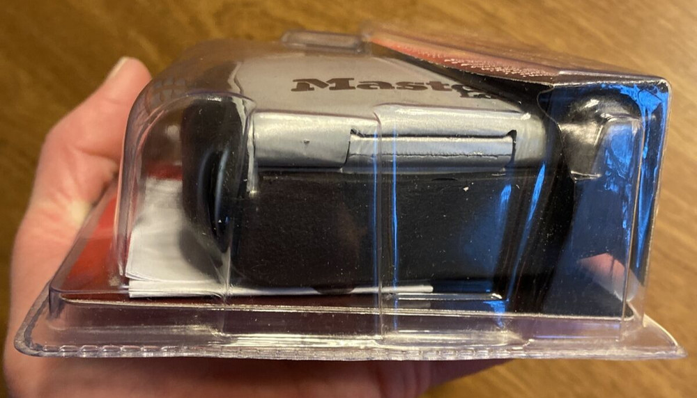 NOS Master Lock 5400D Select Access Combination Safe Spare Keys Storage 2007 B4