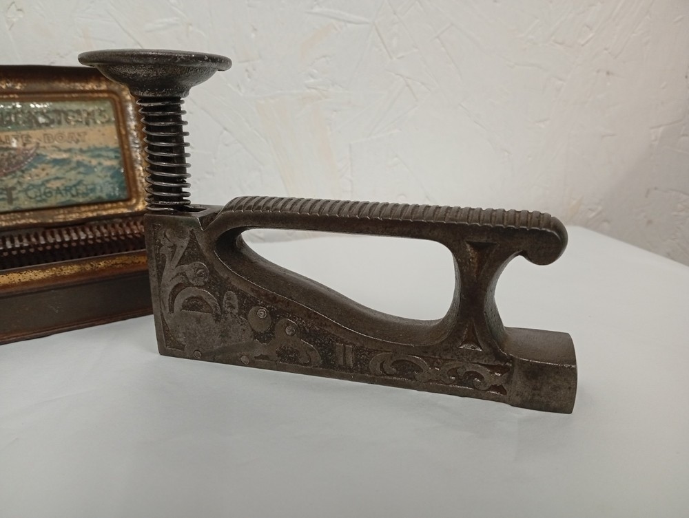 Vintage Machine Belt Stapler Staple Gun Tool Working
