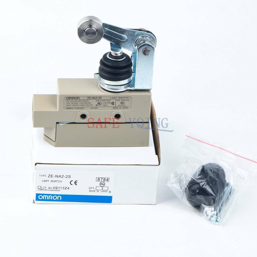ONE Omron ZE-NA2-2S Limit Switch New