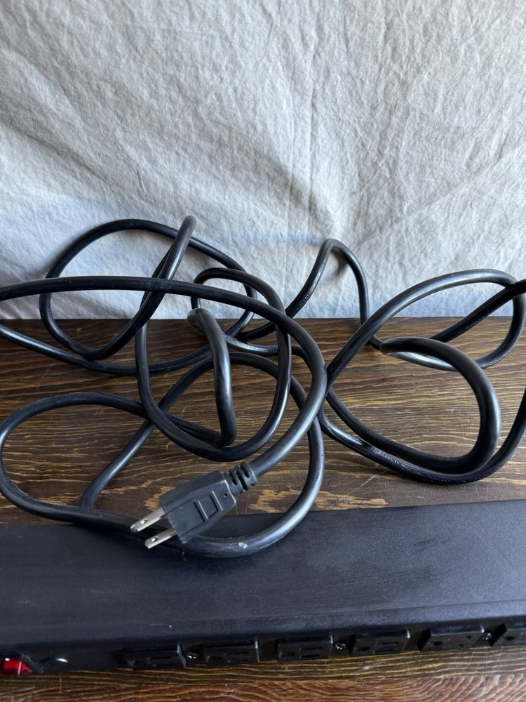 Brooks Power Systems 6 Outlet Power Strip BPS RM130