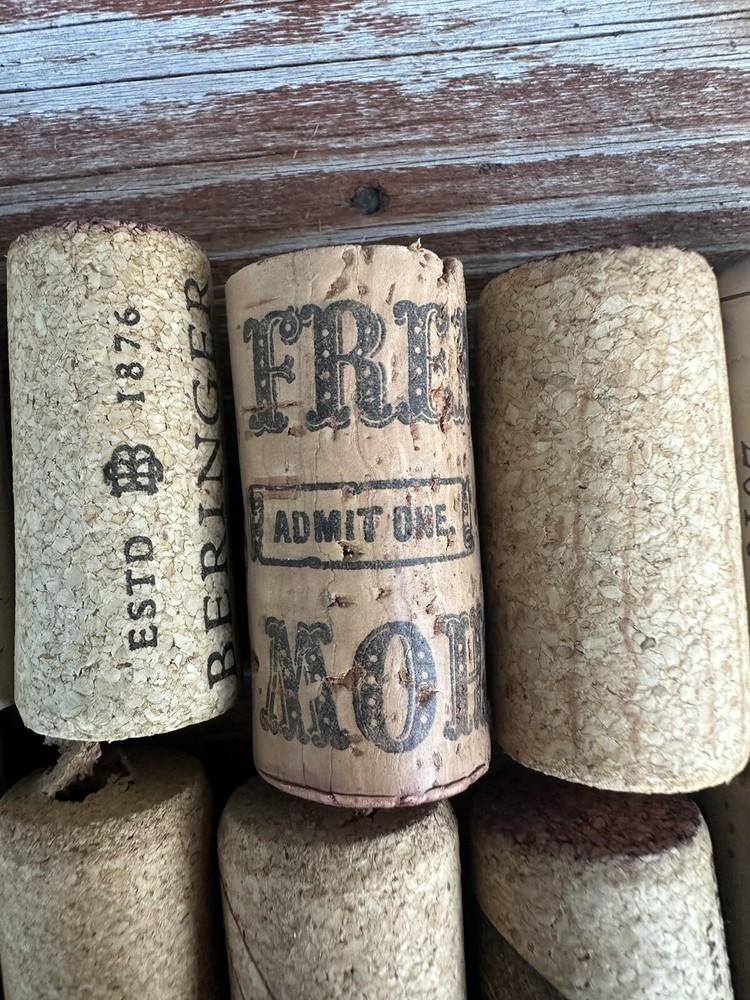 50 Wine Corks Used