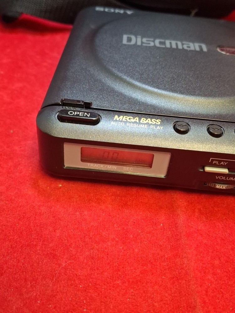 Vintage Sony Discman D-22 CD Player Working E5