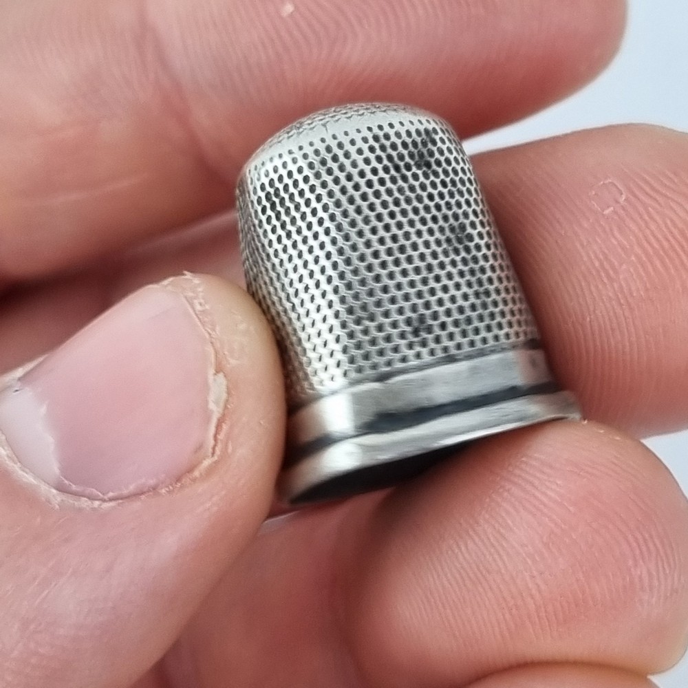 Antique Solid Silver Thimble Birmingham 1905 James Fenton