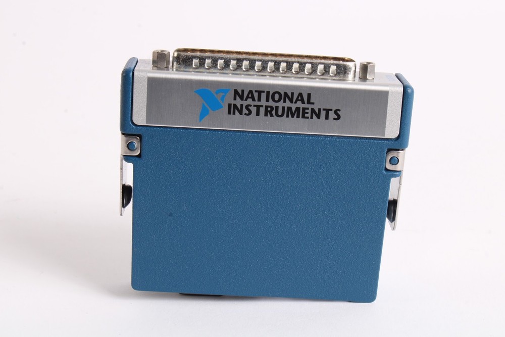 National Instruments NI 9375 DSUB 16-Channel Digital Input / Output Module